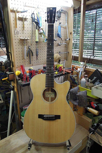 フラットトップタイプアコースティックギター：#51 custom order electric acoustic